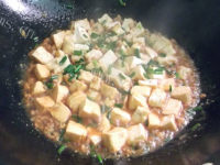 家常菜肉末烧豆腐做法图解10)