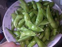 诱人的盐水毛豆做法图解1)