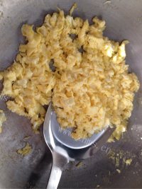 热腾腾的西葫芦鸡蛋饺子做法图解3)