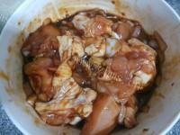 美味青椒鸡翅做法图解4)