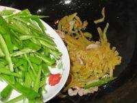 家常菜青椒榨菜肉丝做法图解6)