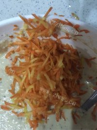 美味的豆渣饼做法图解5)