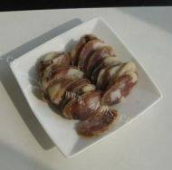 家常菜腊肠炒青蒜做法图解3)
