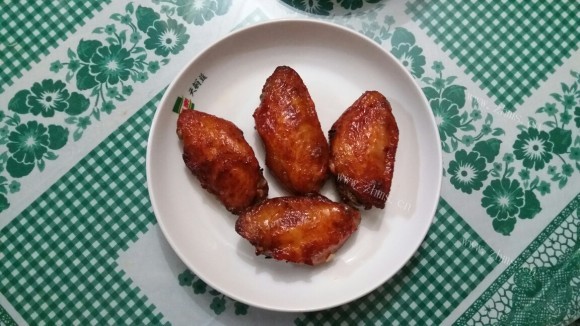 美味的烤鸡翅