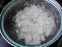 特色美食泡菜炒年糕做法图解3)