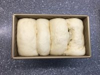 如此诱人的黑芝麻土司做法图解10)