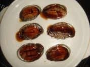 美味的清蒸小鲍鱼做法图解3)