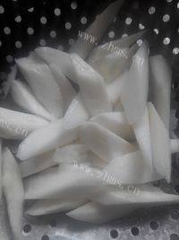 妈妈做的拔丝山药做法图解4)