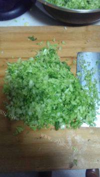 自己做的菜肉大馄饨做法图解2)