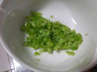 家有大厨之凉拌金针菇做法图解4)
