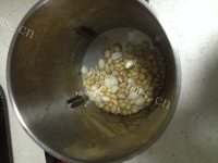 美味的花生豆浆做法图解4)