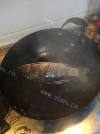 营养鲫鱼豆腐汤做法图解3)