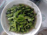 家常菜蒜炒茼蒿
