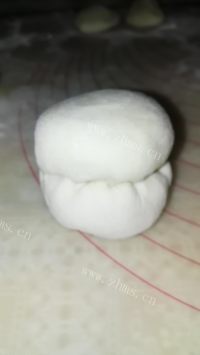 回味无穷的香菇素菜包做法图解13)