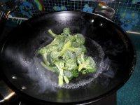 健康美食之清炒西兰花做法图解3)