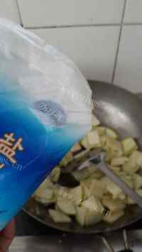 家常菜西葫芦炒鸡蛋做法图解7)