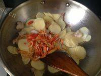 家常菜土豆片炒肉做法图解7)
