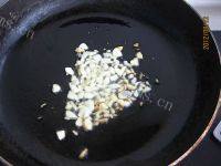 鲜香的秋葵炒虾做法图解4)