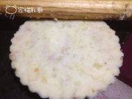 土豆金枪鱼派做法图解16)