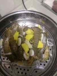 热腾腾的清蒸皮皮虾做法图解3)