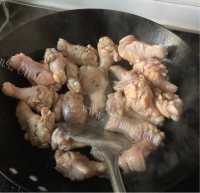 喷香的可乐鸡腿做法图解2)