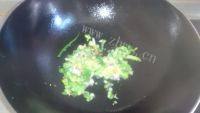好吃的凉薯丝炒胡萝卜丝做法图解2)