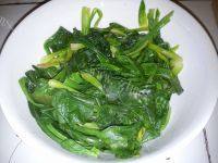营养美食之凉拌菠菜做法图解3)