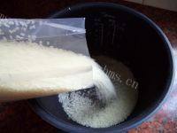 好吃的虾仁黄金炒饭做法图解1)