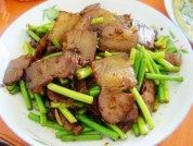 腊肉炒蒜苔做法图解5)