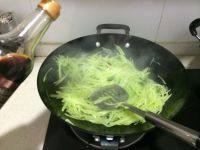 家常菜清炒莴笋丝做法图解4)