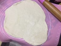 培根火腿披萨做法图解4)