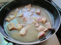 家常菜杏鲍菇红烧肉做法图解9)
