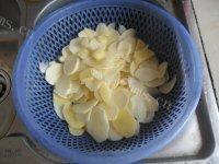 家常菜素炒土豆片做法图解2)