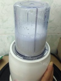 家常菜杏仁豆腐做法图解3)