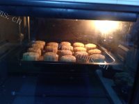 自制果仁月饼做法图解16)
