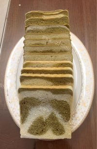 美味的抹茶吐司面包做法图解17)