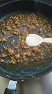 家常菜肉末土豆泥做法图解12)