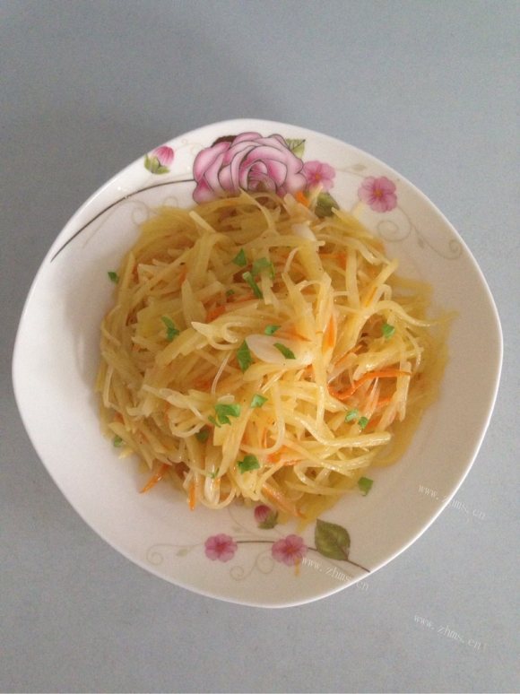 色味俱佳的素炒土豆丝