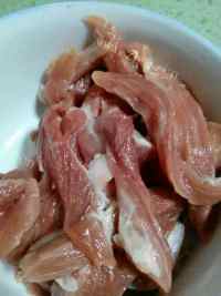 简单的炸酥肉做法图解1)