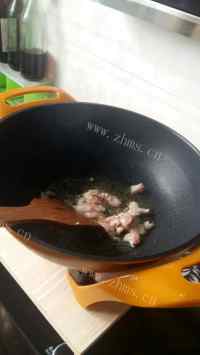 家常菜肉末四季豆做法图解2)