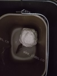 自制红豆沙吐司做法图解2)