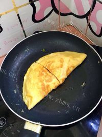唇齿留香的蛋包饭做法图解11)