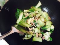 美味的青菜粉丝汤做法图解4)