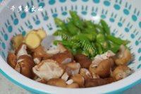 香菇烧排骨自制做法图解3)