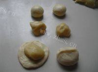 自制豆沙酥做法图解2)
