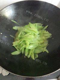 自己做的炒莴笋做法图解4)