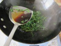 家常菜清炒水芹菜做法图解6)