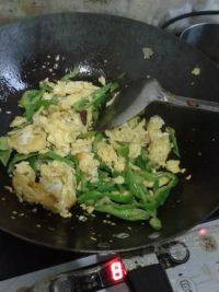 家常菜青椒炒鸡蛋