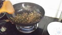 家常的梅菜扣肉做法图解8)