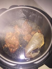 卤牛腱子做法图解7)